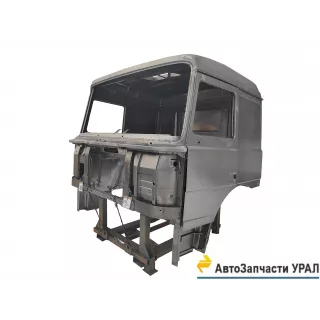 4420БМ-5000007 Кабина с дверьми (каркас) (со спальным местом)